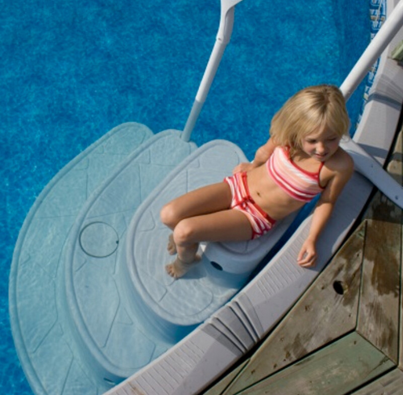 Escalier de piscine MAJESTIQUE
