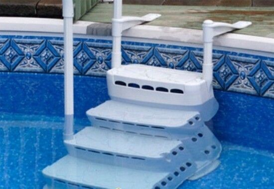 Escalier de piscine Aquarius PVC