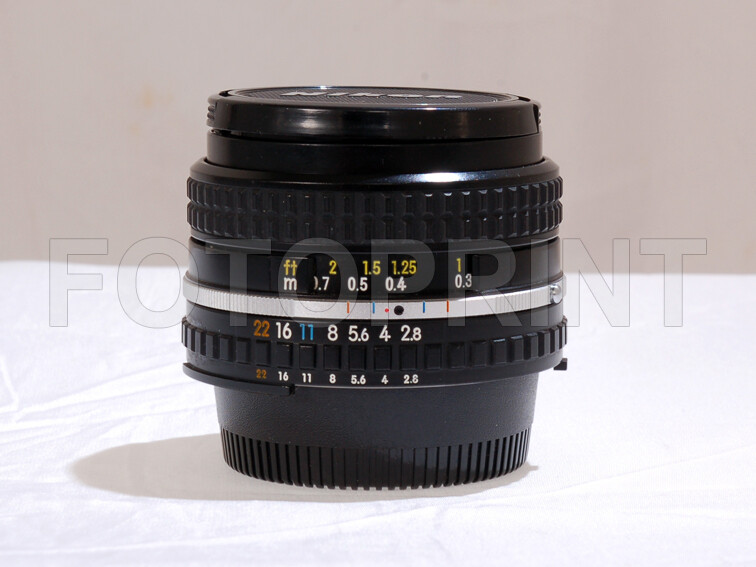 Nikon Serie E 28/2.8