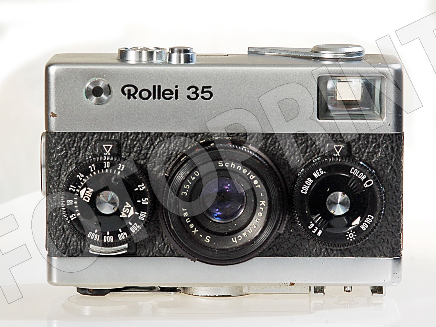 ROLLEI 35 SHNEIDER XENAR 40/3.5 + FLASH ROLLEI