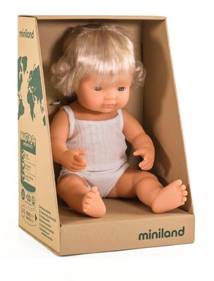 POP EUROPESE MEISJE MET HOORAPPARAAT 38CM