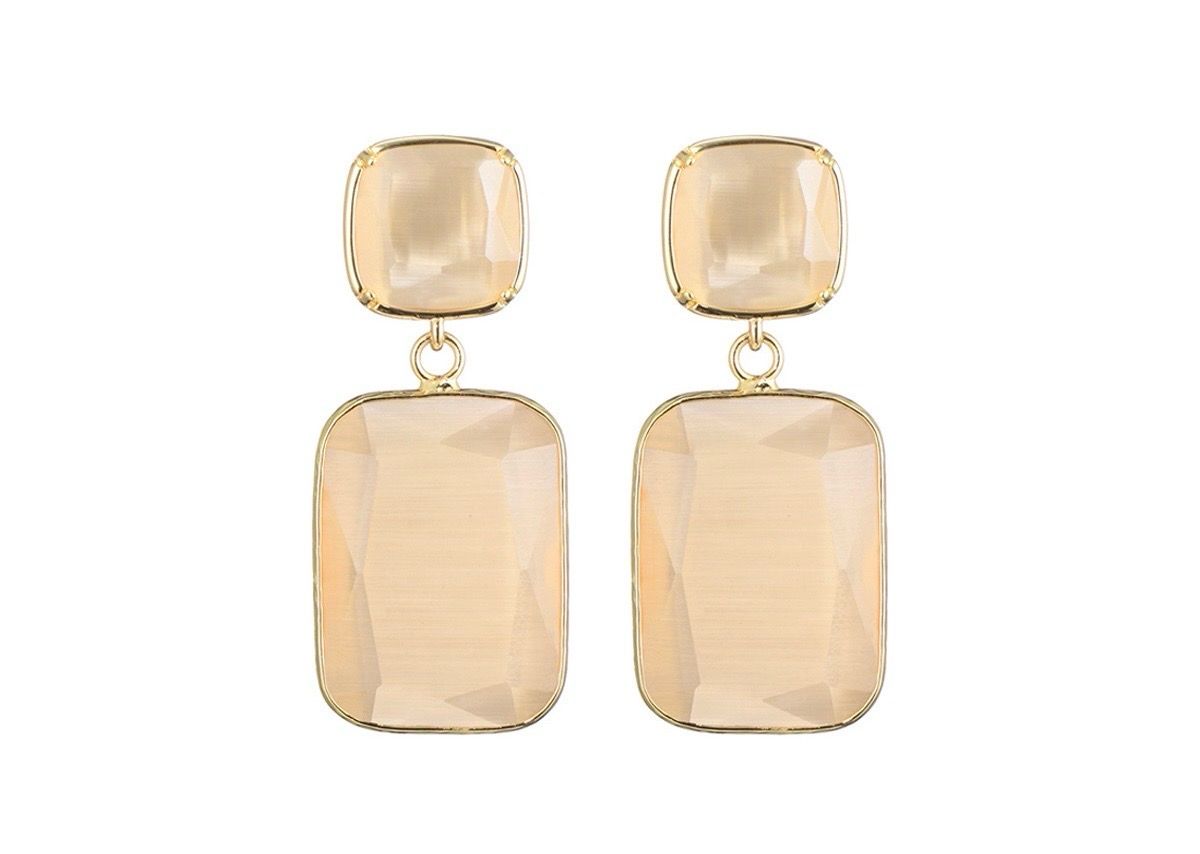Oorbellen Jessica beige