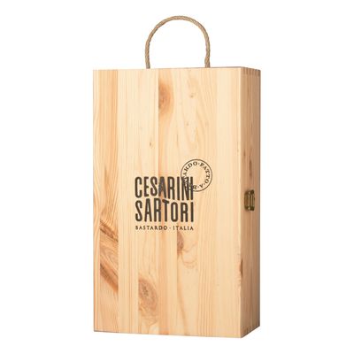 2 bottles wooden box