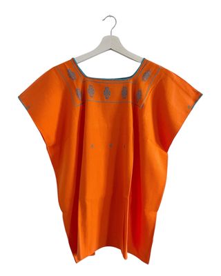 Mexikanische Huipil-Bluse Chiapas mit handgemachter Stickerei, M Mexikanische Huipil-Bluse Chiapas mit handgemachter Stickerei, M