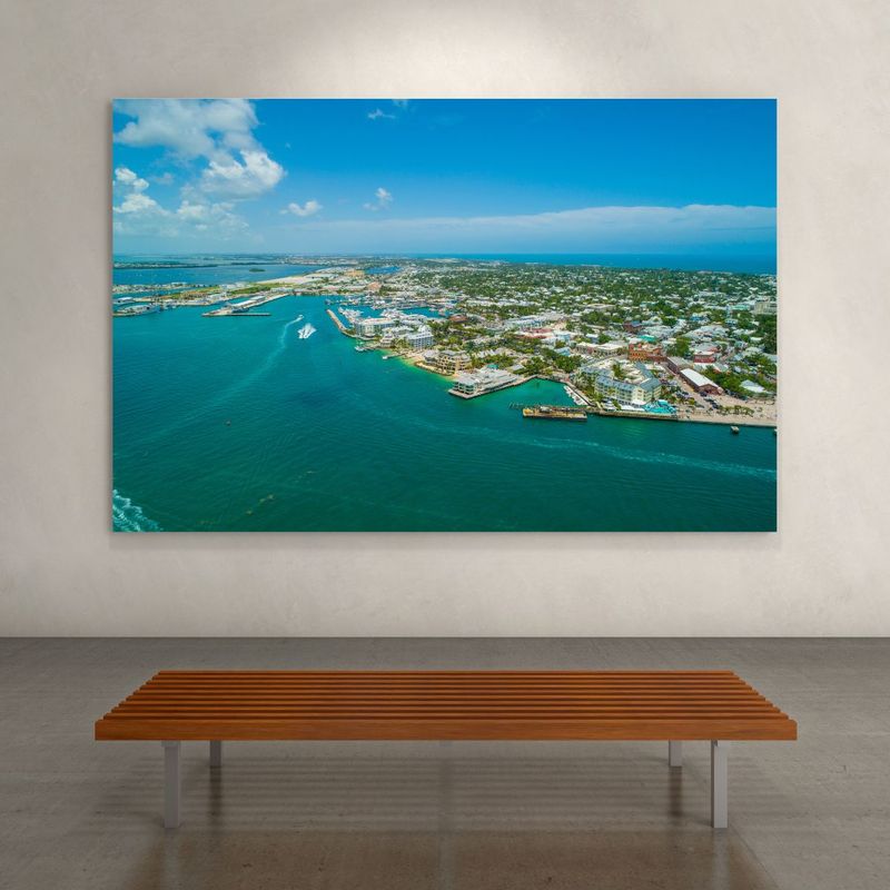 GIANT Photos