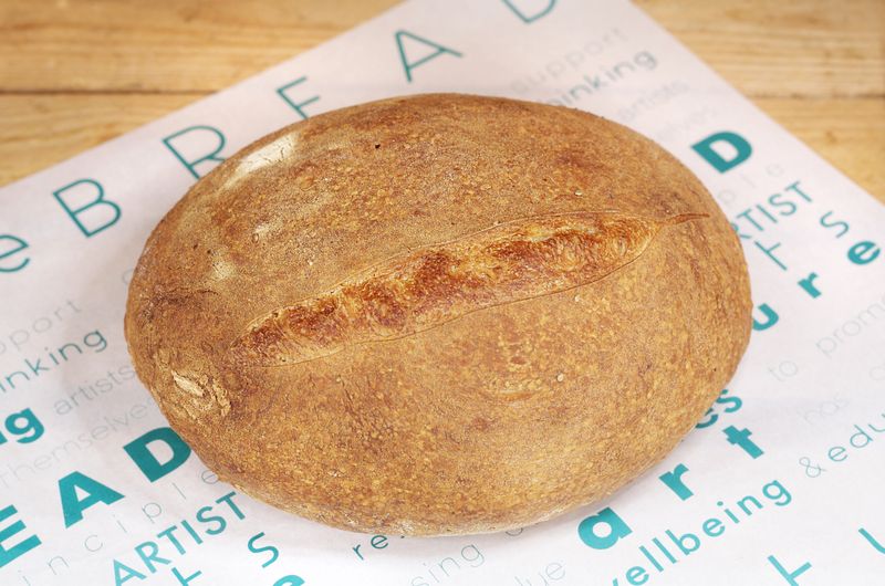 SOFT CRUST WHITE