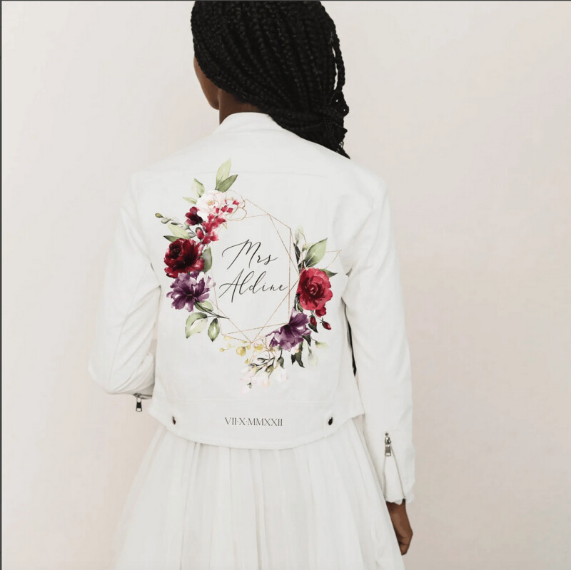 Lederjacke als Brautjacke mit individuellem Druck im Rücken und mit eigenem Spruch an der Seite Lederjacke als Brautjacke mit individuellem Druck im Rücken und mit eigenem Spruch an der Seite