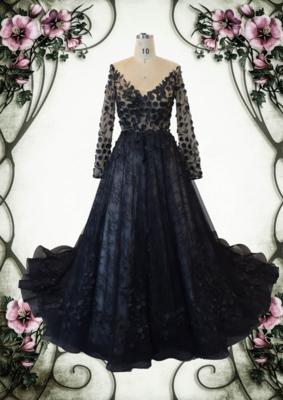 Schwarzes Brautkleid mit Schleppe Gothic Hochzeitskleid