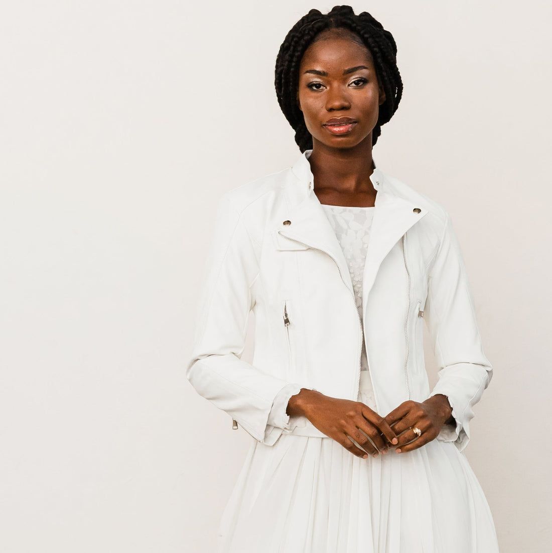 Lederjacke als Brautjacke mit Blumendruck individualisierbar