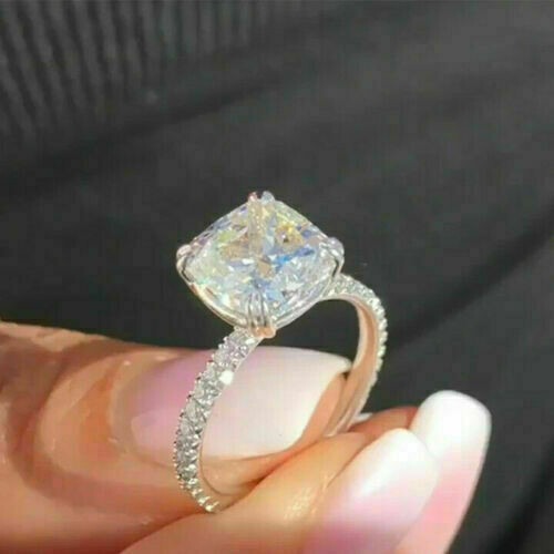 Diamond Solitaire Engagement Ring