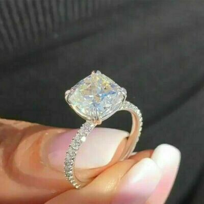 Diamond Solitaire Engagement Ring