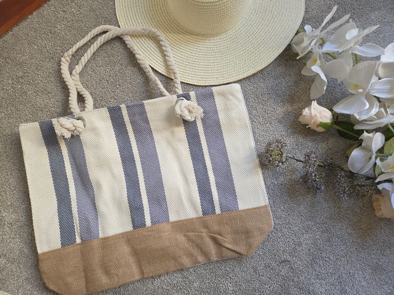 Striped Picnic Swimming Beach Bag - Cream &amp; Blue with Jute at th bottom
