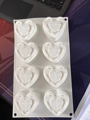 8 Cavity White Heart Silicone Mould