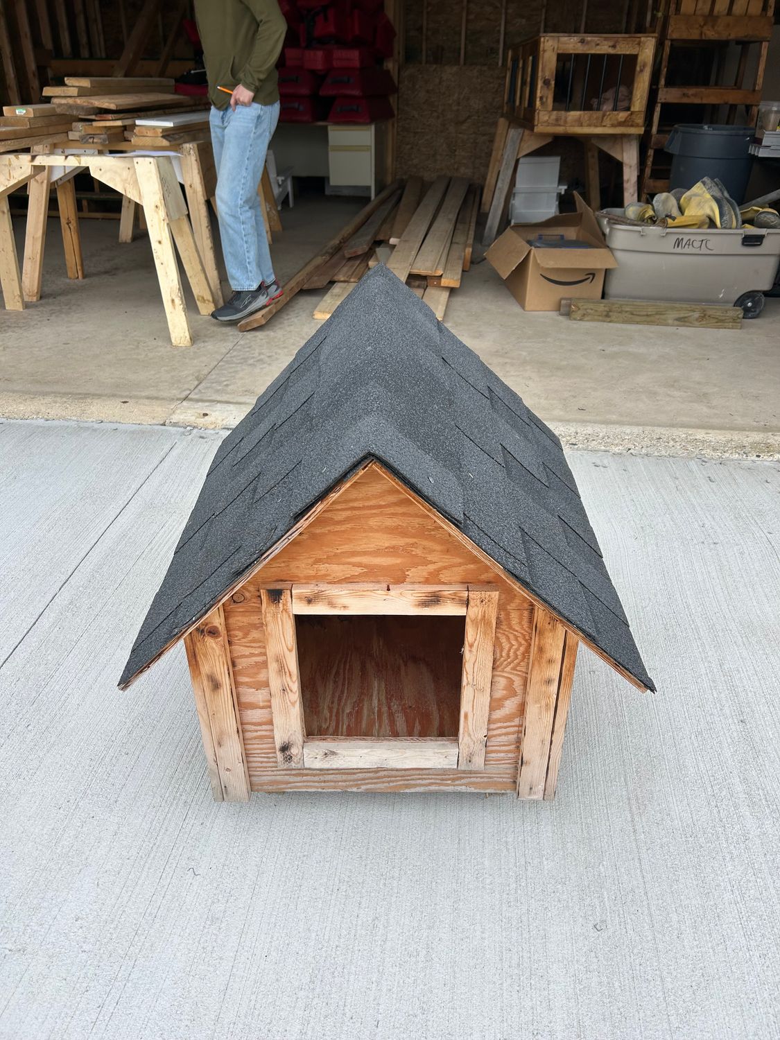 DOG HOUSE DOG HOUSE