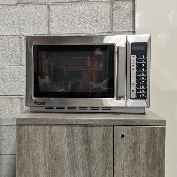 Amana RCS10TS Commercial Microwave