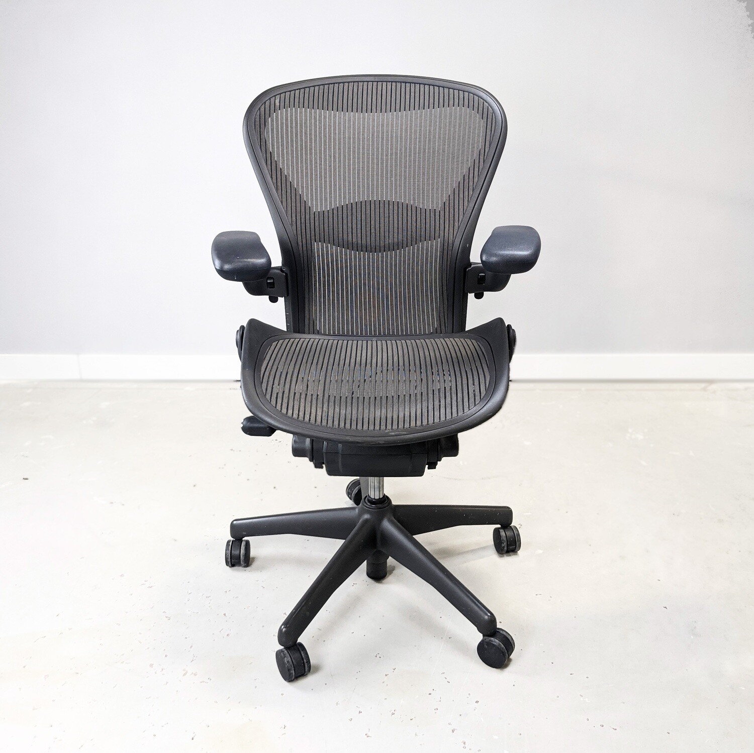 Herman Miller Aeron Task Chair Size A Gray