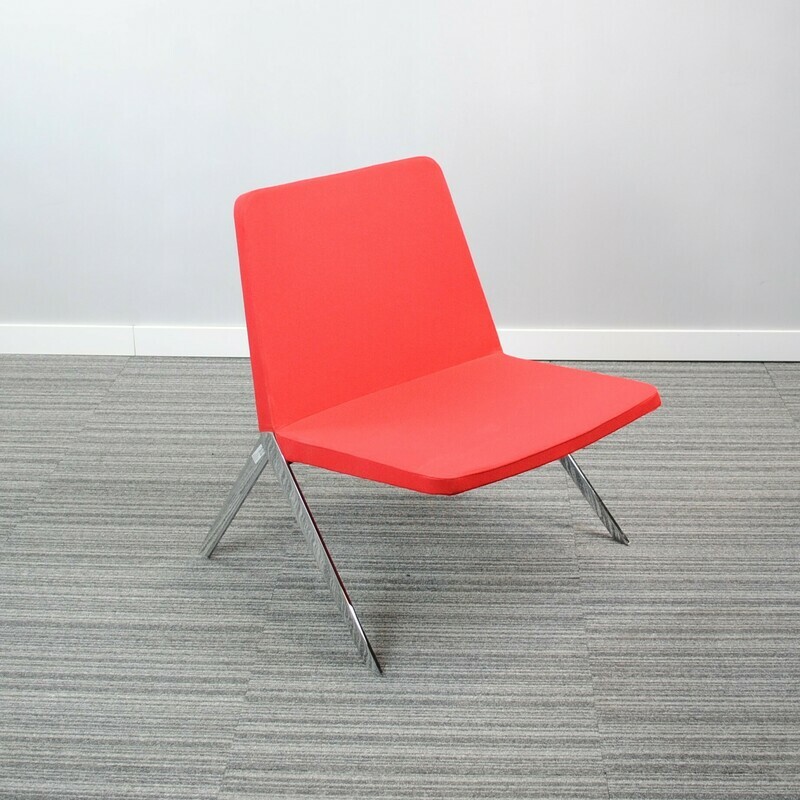 Keele Chair by Teknion Red