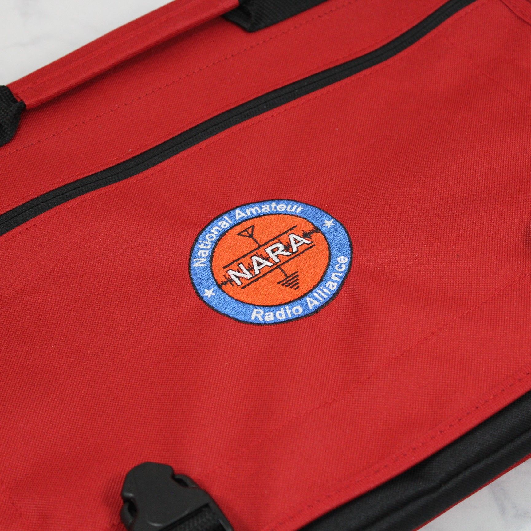 NATIONAL AMATEUR RADIO ALLIANCE (NARA) BG304 MESSENGER BAG/BRIEFCASE