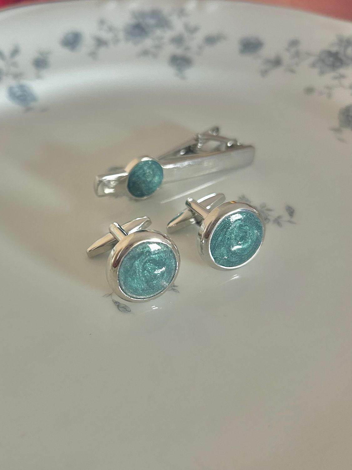 Cuff Links & Tie Clip
