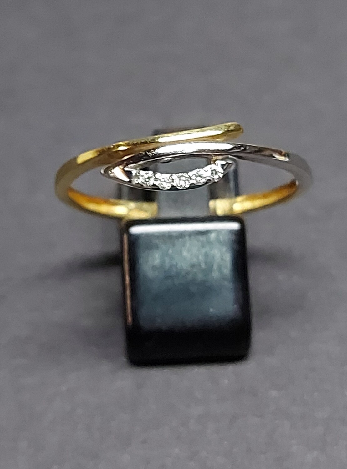 Ring 18 kt
