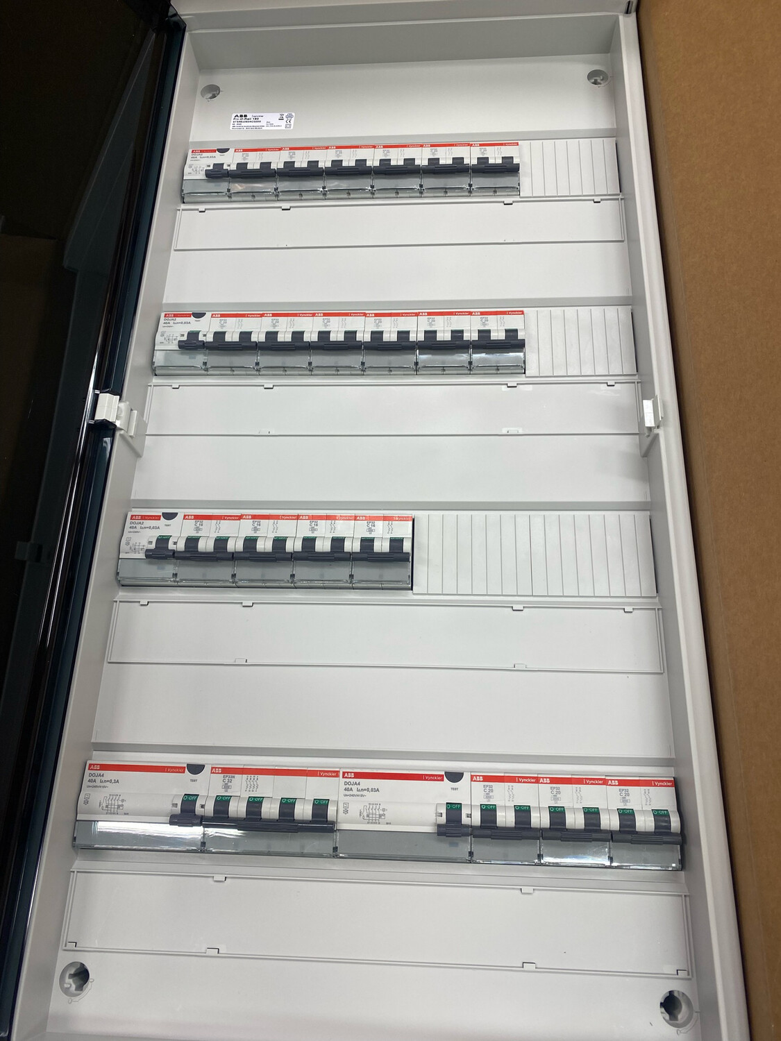 ABB voorbedrade zekeringskast 72 modules Type 9