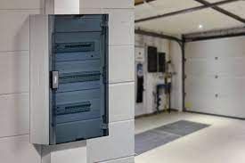 ZEKERINGSKASTEN & METERKASTEN & TOEBEHOREN