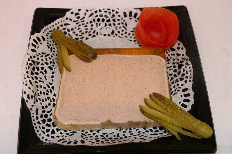 Pâté de foie ( la tranche environ 150gr)