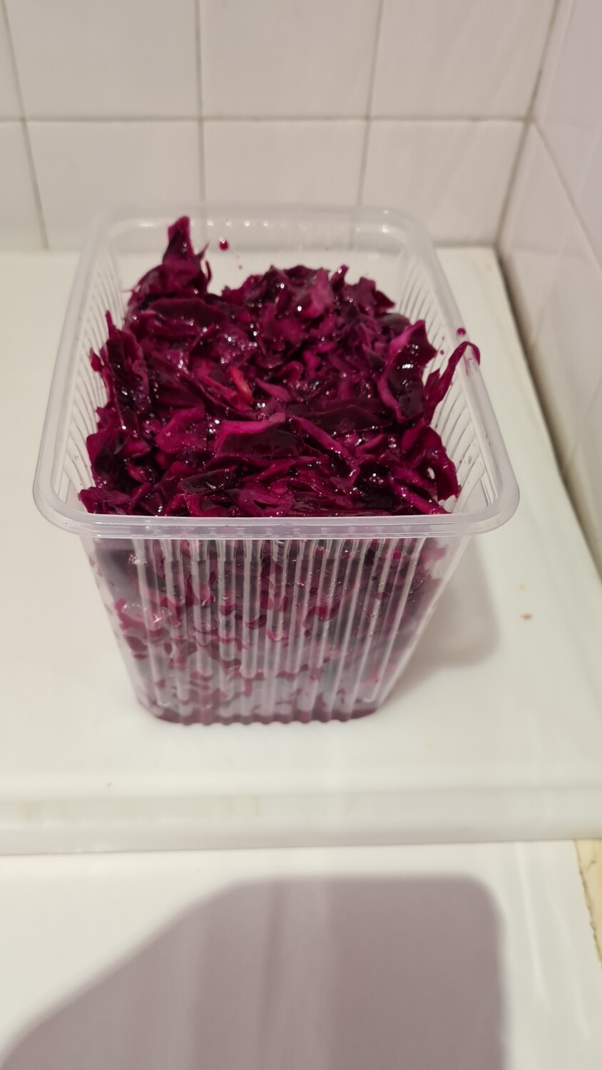 Salade de chou rouge ( la barquette d'environ 1kg100)