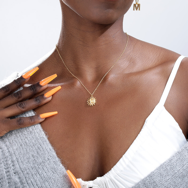 Sun MOON Pendant Necklace Women-Gold-plated 18K -Stainless Steel -Anti-rust Jewelry Accessories