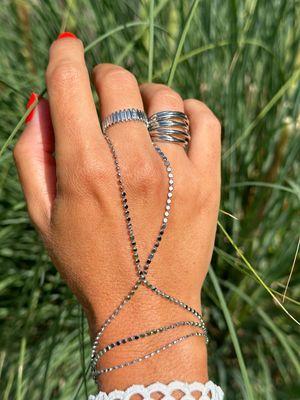 Handschmuck „Sahmeran“ silber 
