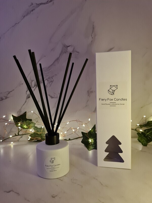 Reed Diffuser - Christmas Tree box - 'Gingerbread'