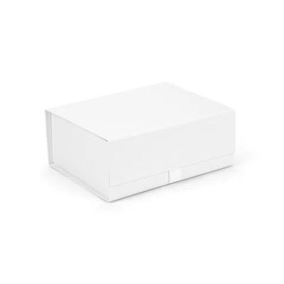 Luxury white medium gift box