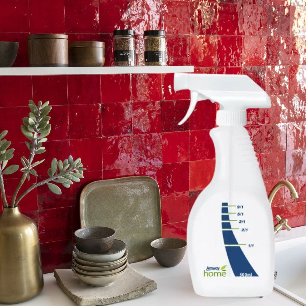 Bouteille avec Pistolet Vaporisateur AMWAY HOME™
