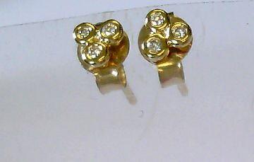 CEM
Stecker
585/- Gold, gelb
6 Brillant - Diamant Wesselton ( H ) SI kleine Einschlüsse Brillantschliff 0,05ct.