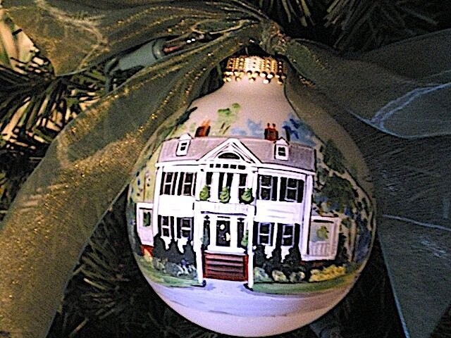 HOUSE ORNAMENT 3 1/4"