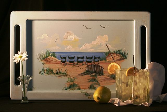 FAMILY ON THE BEACH TRAY