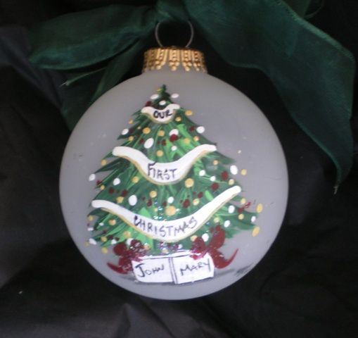 COUPLE'S FRIST CHRISTMAS COUPLE'S FRIST CHRISTMAS