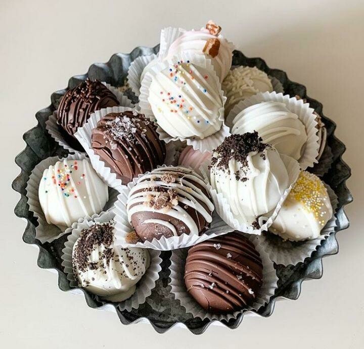 Cake balls