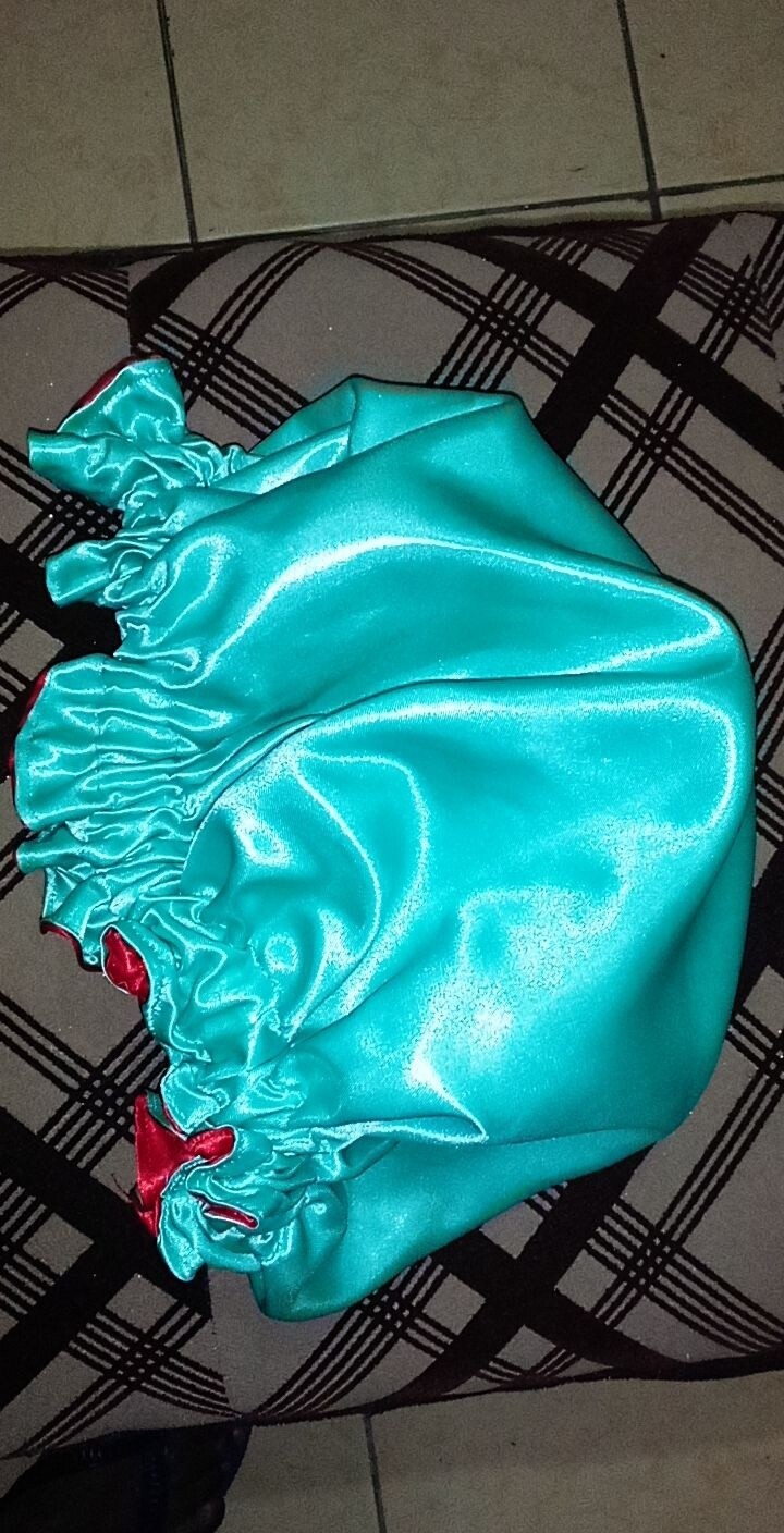 TURQOISE SATIN BONNET