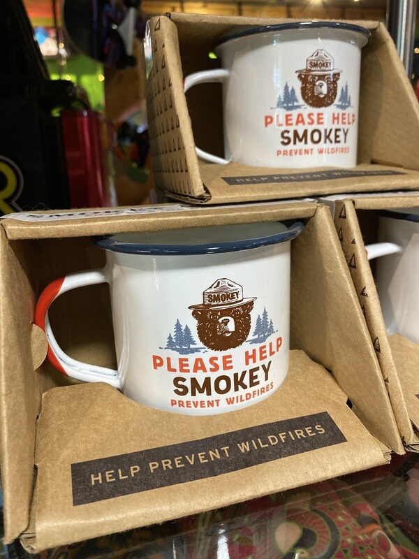 Please help Smokey enamelware mug 