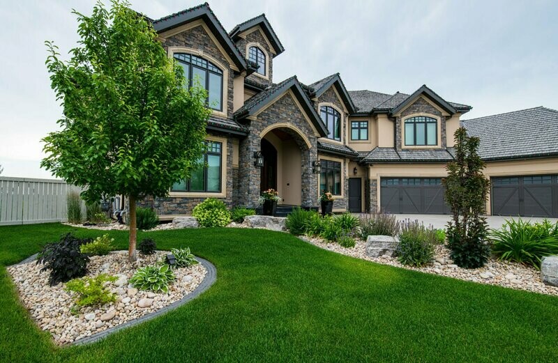 Annual Lawn Service - 7 Step Plan