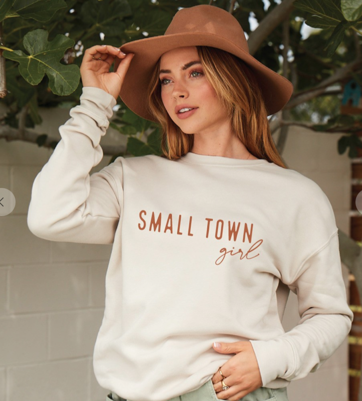 Small Town Pullover