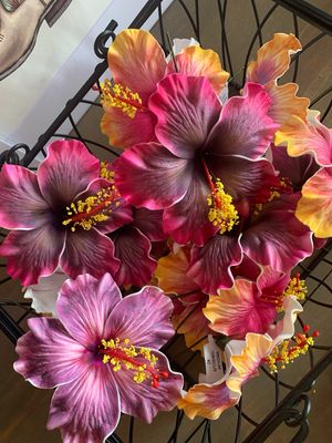 Medium Hibiscus Picks