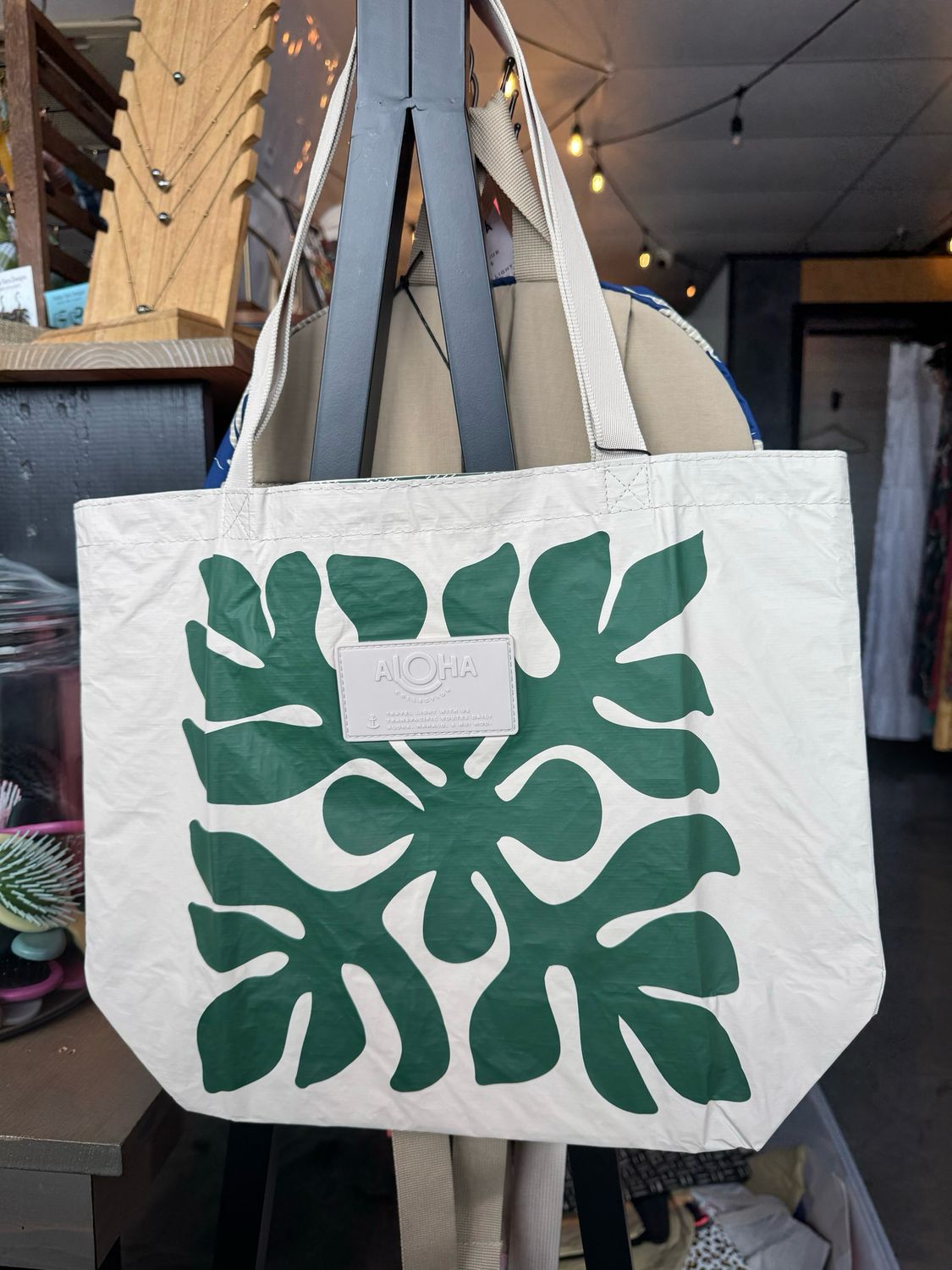 F26 RVS Tote