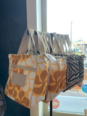 F26 Crossbody