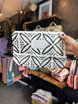 F26 Mid Pouch