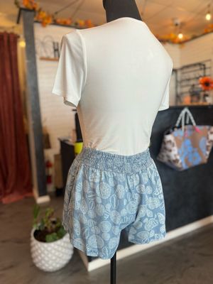 Women's Shorts - Shell Treasure