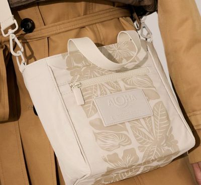 H26 Crossbody