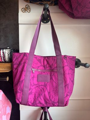 H26 Nylon Zipper Tote