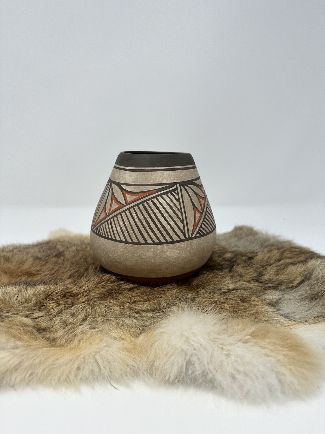 Native Pottery (RG)('22) A